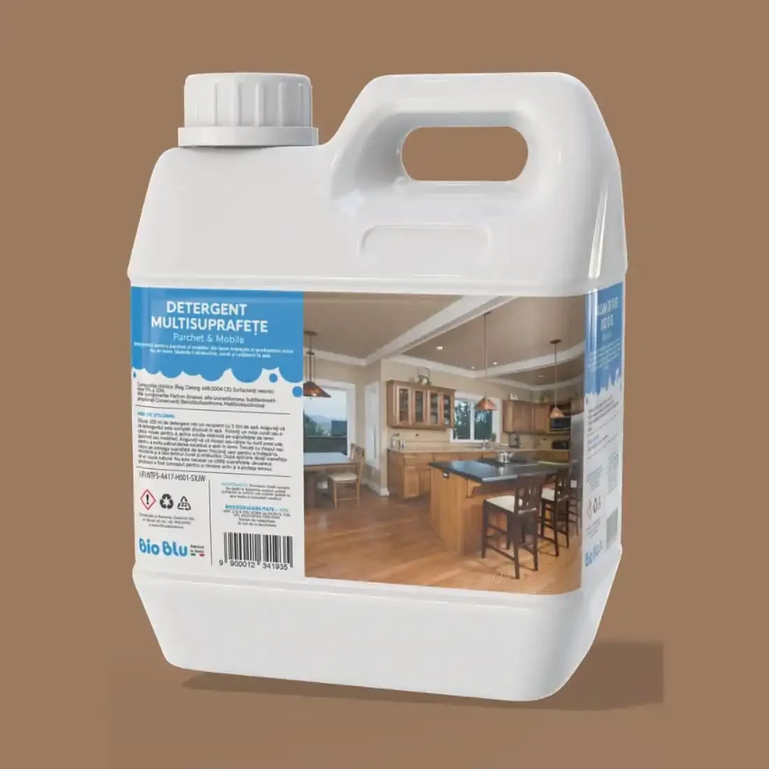 Detergent multisuprafete parchet și mobilă, ambalaj alb, eticheta detaliată cu imagine interior bucătărie lemn.