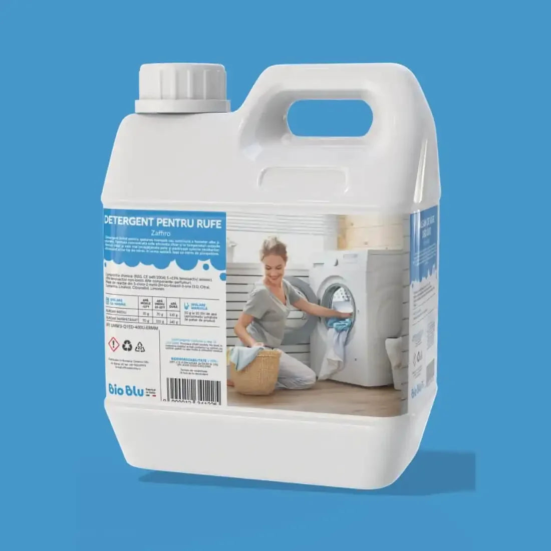 Recipient alb de detergent ZAFFIRO cu etichetă albastră, imagine gospodină, volum 1kg.