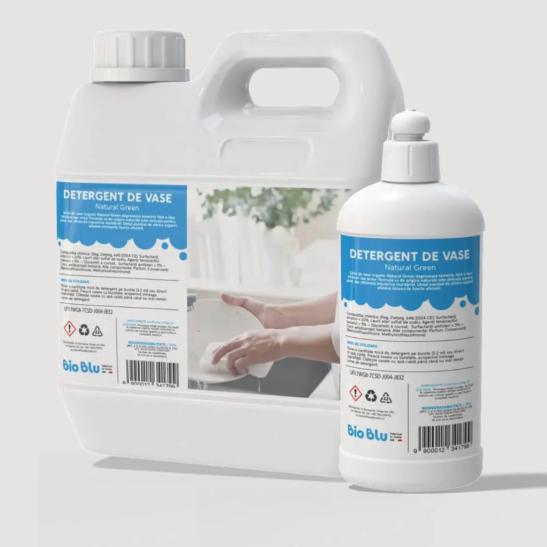 Detergent de vase NATURAL GREEN, ambalaj alb, etichete albastre, volum 1kg și 3kg.