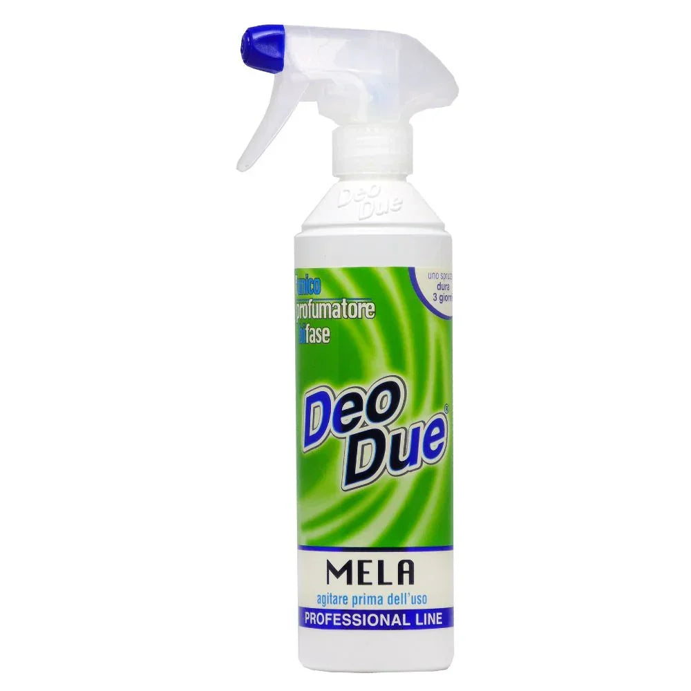 Odorizant Deo Due Mela 500 ml, eticheta verde și albastru, dispozitiv pulverizare alb.